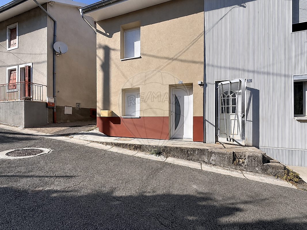 844e5659-6b89-408b-bc64-711591abda16.jpg