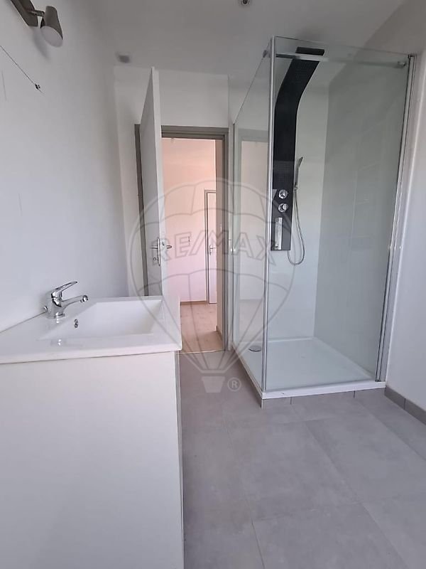 90a25e60-7e28-4846-b93d-f5d534c6fd24.jpg