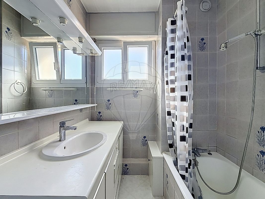 9002f8bd-46b2-4795-8285-77315e73ffd3.jpg